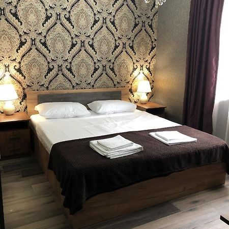 Гостевой Дом Siella Hotel Szuhumi Kültér fotó