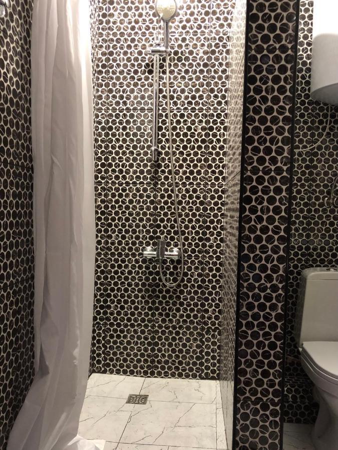 Гостевой Дом Siella Hotel Szuhumi Kültér fotó