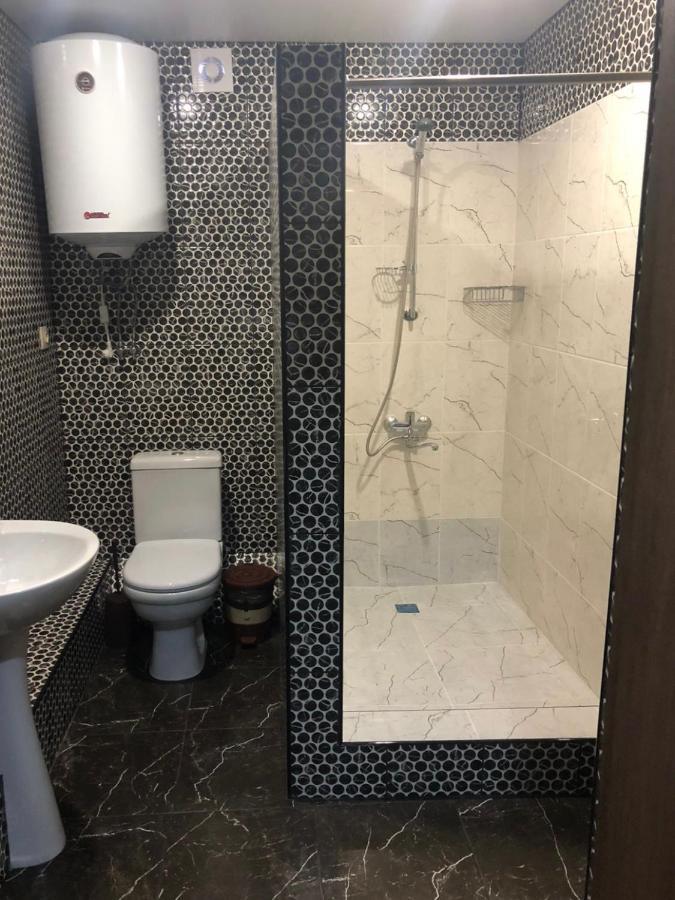 Гостевой Дом Siella Hotel Szuhumi Kültér fotó