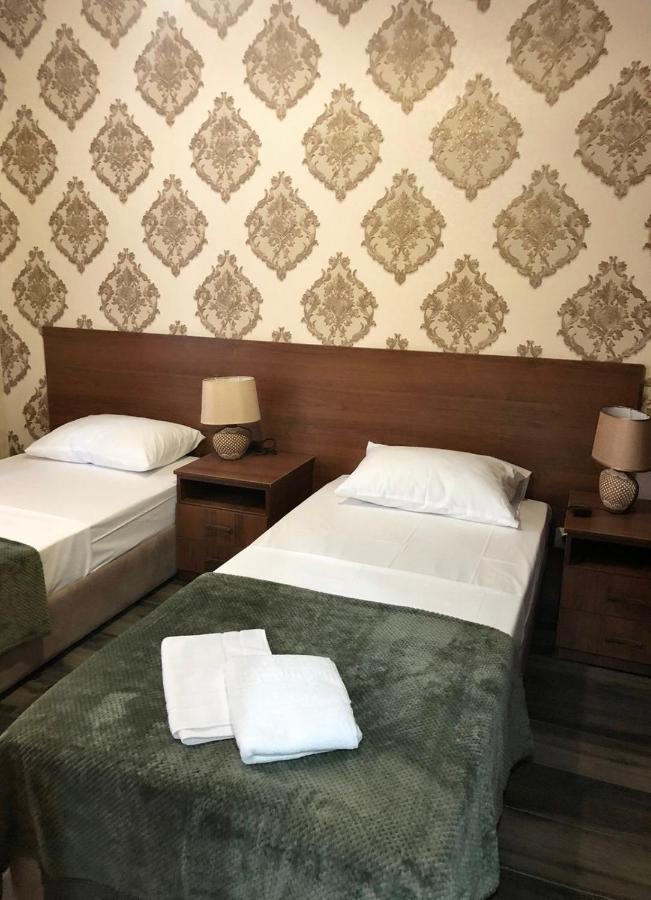 Гостевой Дом Siella Hotel Szuhumi Kültér fotó