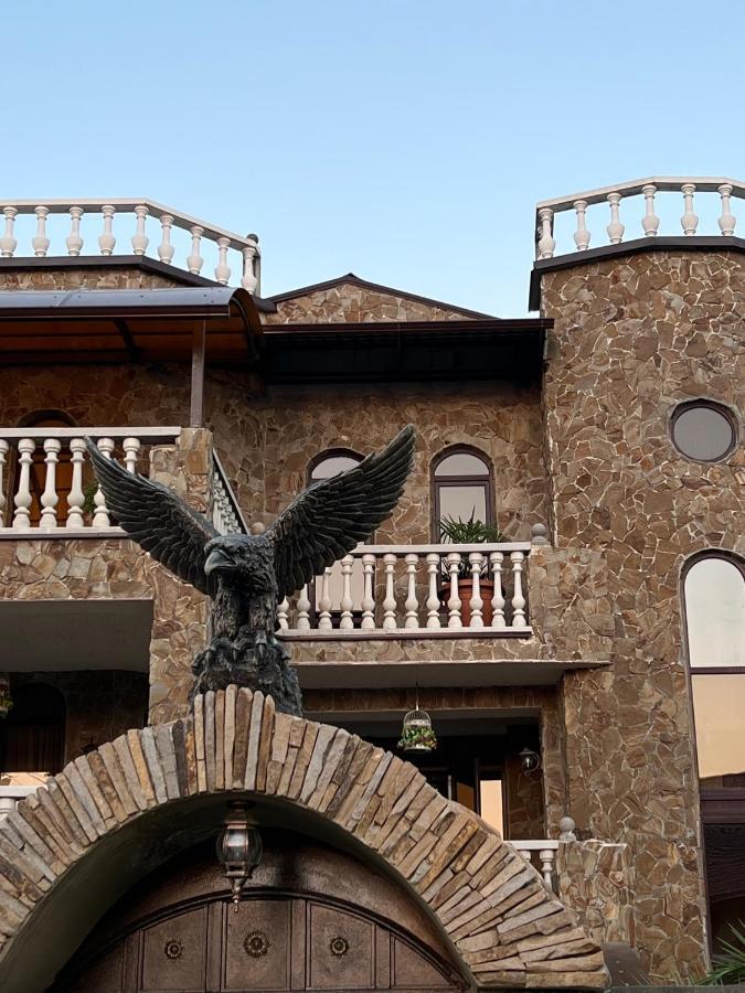 Гостевой Дом Siella Hotel Szuhumi Kültér fotó