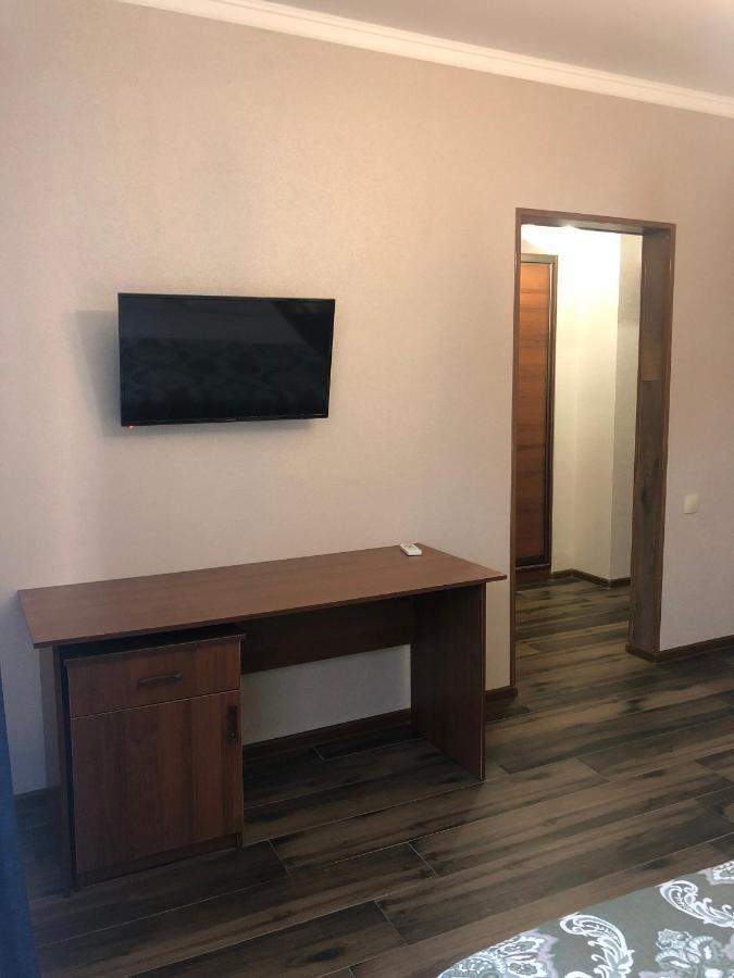 Гостевой Дом Siella Hotel Szuhumi Kültér fotó
